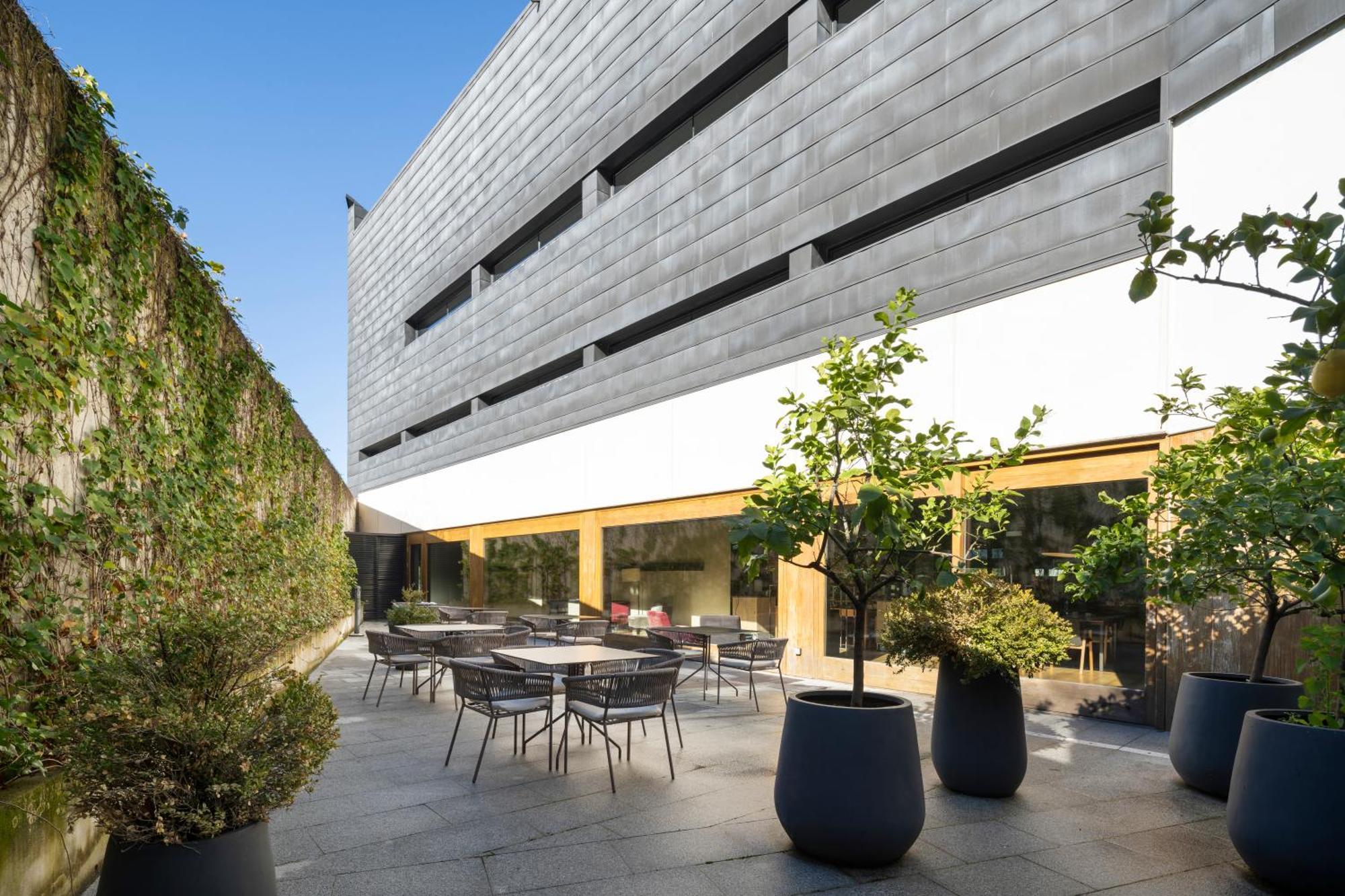 Hotel Eurostars Pamplona Esterno foto