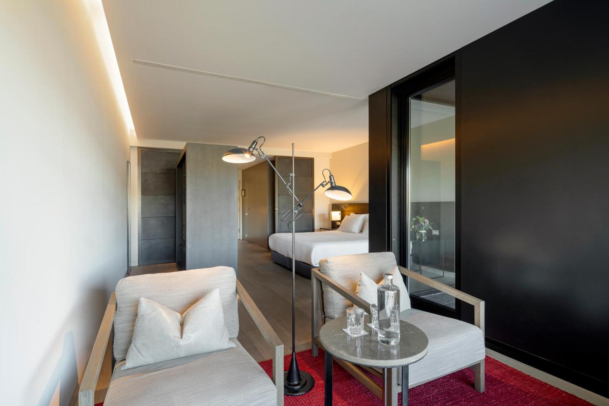 Hotel Eurostars Pamplona Esterno foto
